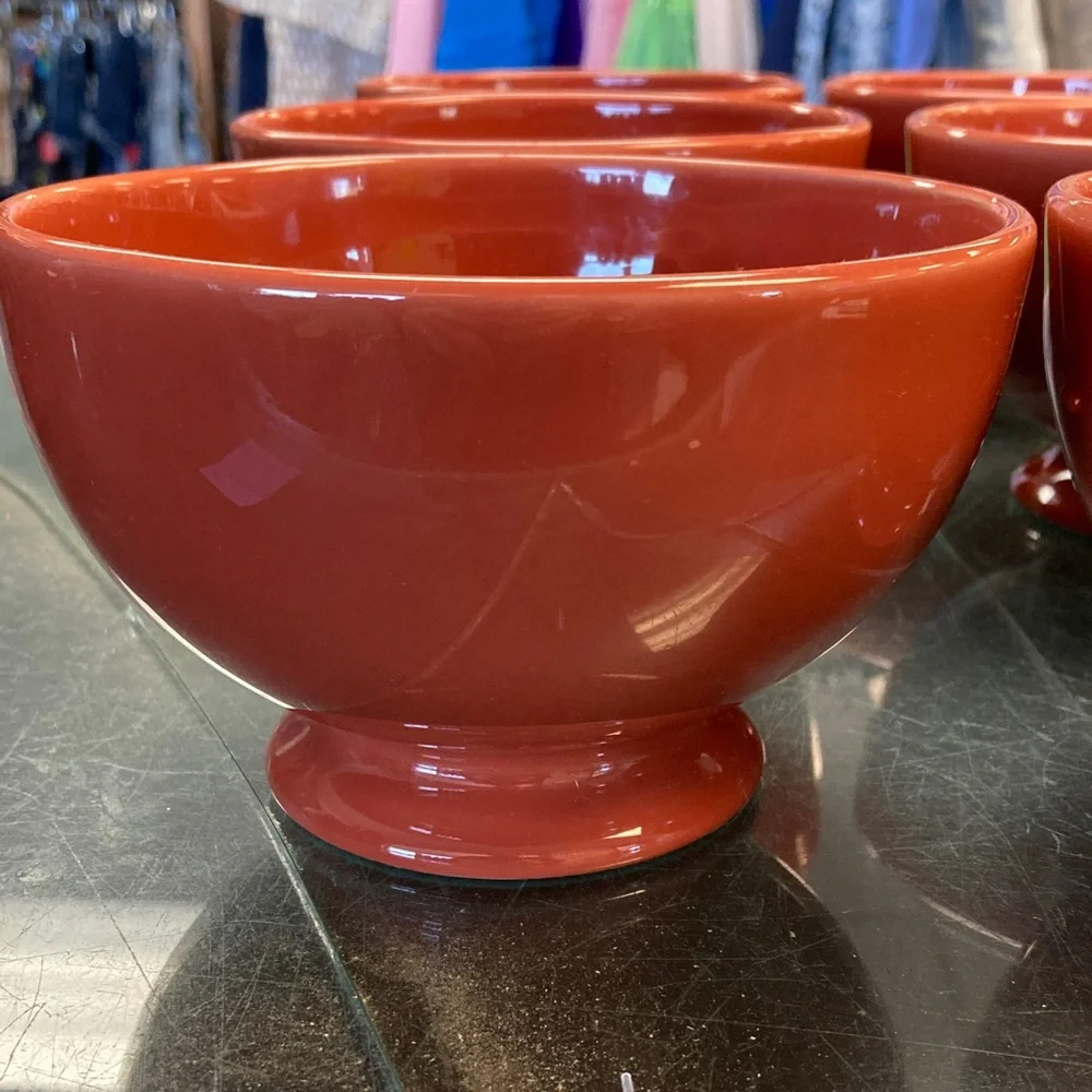 Williams Sonoma set of 5 6” Bowls in Excellent condition